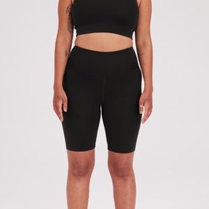 Girlfriend Black FLOAT High-Rise Bike Short S
